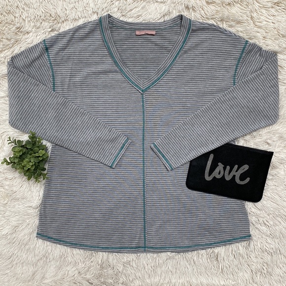 Ces Femme Exposed Seam Striped Top 💗 Gray White & Turquoise - Picture 2 of 15